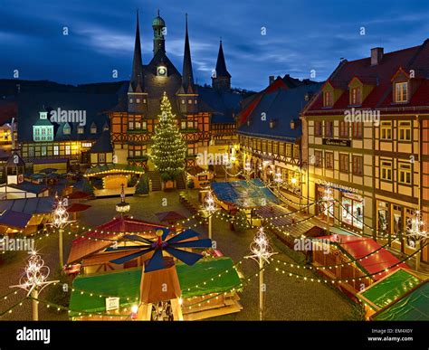 Town hall with Christmas Market in Wernigerode, Germany Stock Photo - Alamy