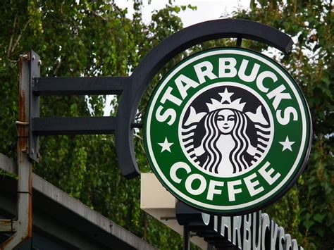 File:Starbucks Coffee Mannheim August 2012.JPG - Wikimedia Commons