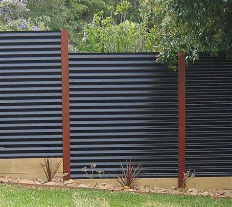 Modern Privacy Fence Ideas for Your Outdoor Space | Privacy fence designs, Fence design, Cheap ...