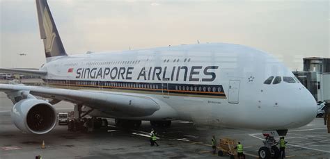 Flight Review: Singapore Airlines A380 First Class Suite From London ...