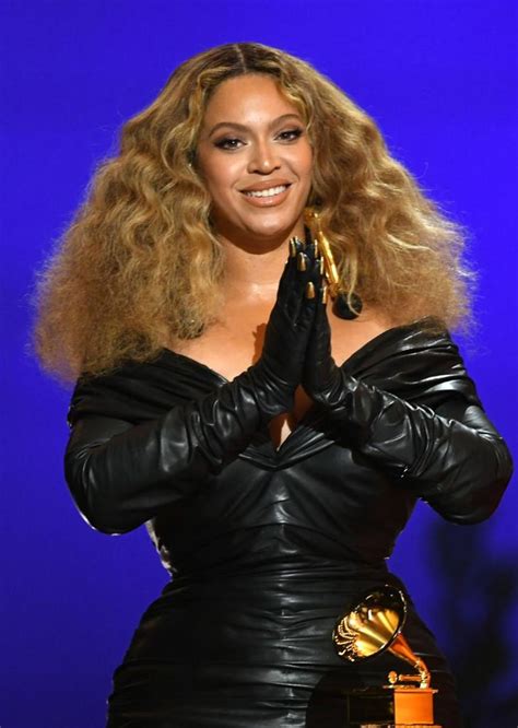 Beyoncé Makes GRAMMY History With Best R&B Performance Win For "BLACK ...