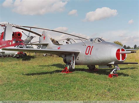 Mikoyan-Gurevich MiG-9 | Aircraft Wiki | FANDOM powered by Wikia