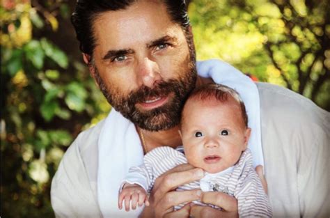 John Stamos Shares First Photo of Son's Face on Father's Day - GreekReporter.com