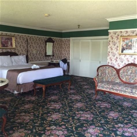 Pioneer Hotel & Gambling Hall - 148 Photos & 128 Reviews - Hotels - 2200 S Casino Dr - Laughlin ...