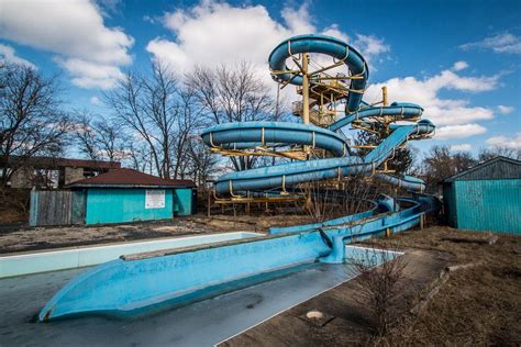 Abandoned Water Slides at Santa's Village AZoosment Park - Urban Ghosts