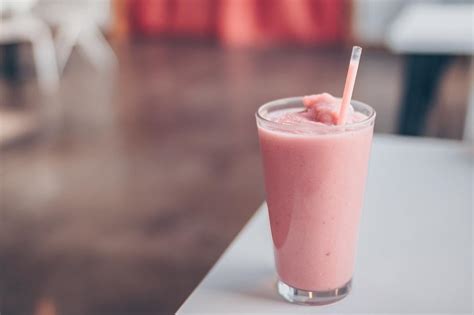The Best Low Sugar Smoothies for Seniors