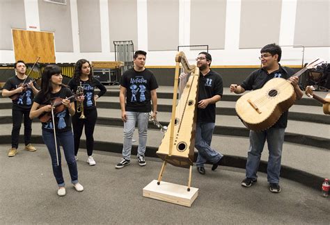 Global Melodies: Music of Mexico Ensemble preserves, revamps mariachi ...