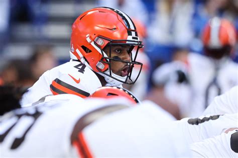 Deshaun Watson Counts For Ridiculous Amount Of Browns Salary Cap - The Spun