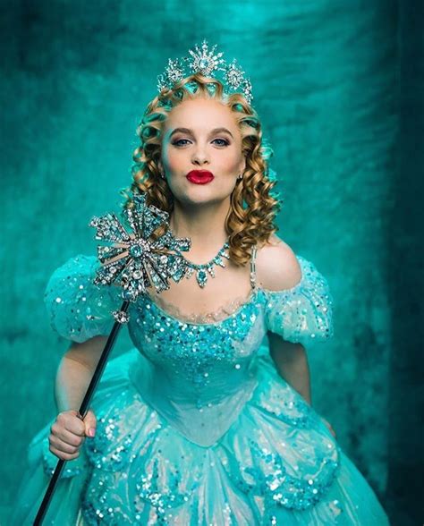 Amanda Jane Cooper as Glinda | Wicked musical, Broadway wicked, Broadway costumes