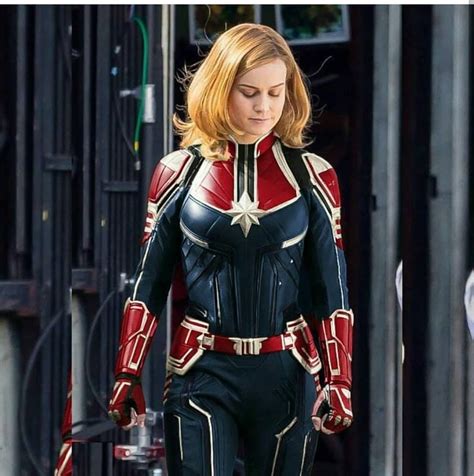 Captain Marvel Avengers Brie Larson Super Hero Hd Wallpaper