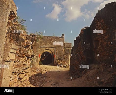 Roha fort hi-res stock photography and images - Alamy