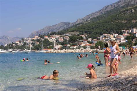 BASKA VODA BEACH - Croatia Gems