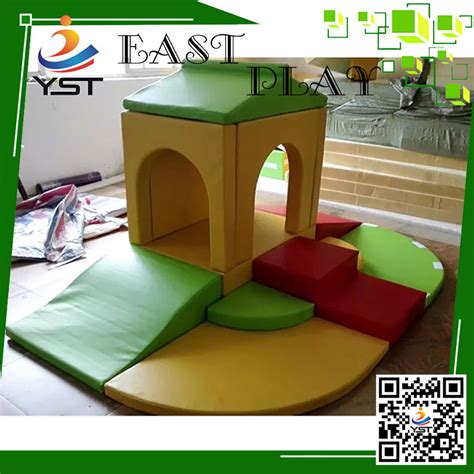 Durable Soft Play Furniture , Toddler Soft Play Equipment 220 * 60 * 110 Cm