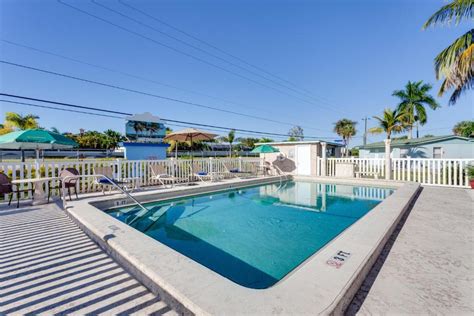 Motels in Fort Myers, FL - price from $38 | Planet of Hotels