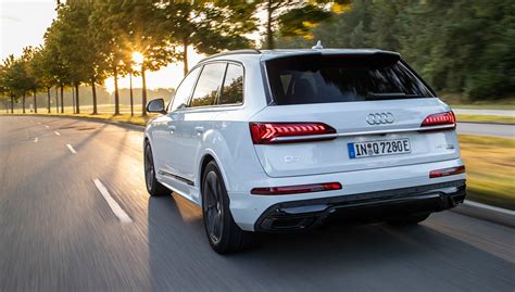 Audi Q7 TFSIe hybrid review | CAR Magazine