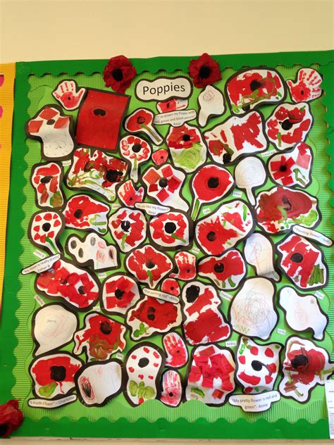 Poppy Display Remembrance Day Activities, Remembrance Day Poppy, Kindergarten Crafts, Preschool ...
