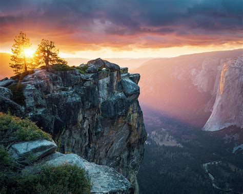 Moment of Awe Photograph by Alexander Sloutsky - Fine Art America