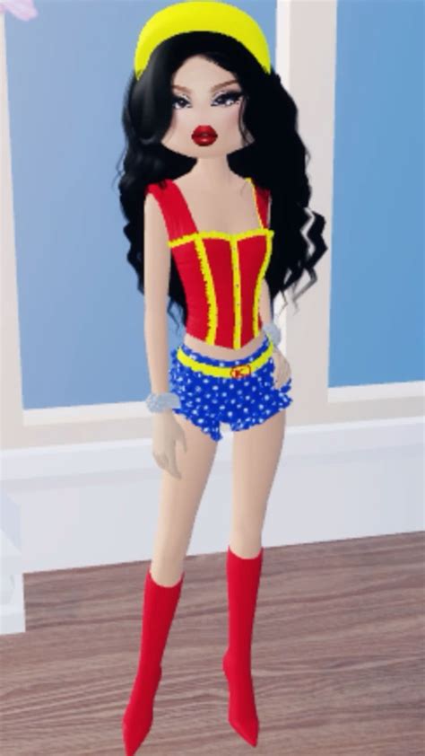 Wonder Woman dti character inspo (dress to impress) in 2024 | Wonder woman dress, Dress to ...