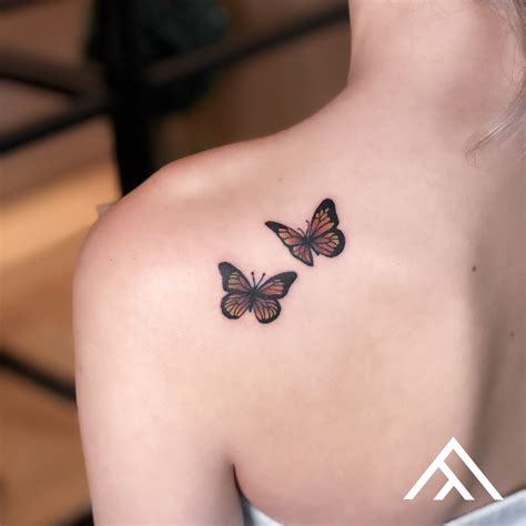 Tatuagem borboleta nas costas | Tatuagem, Tatuagem borboleta, Tatuagem colorida