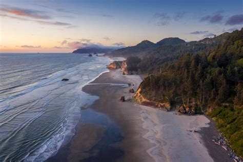 A Legendary Oregon Coast Road Trip: 35 Stops & 3 Itineraries!