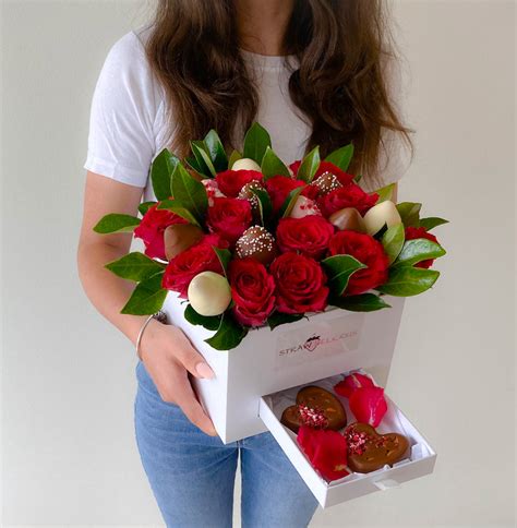 Sweet Moments Strawberry Bouquet