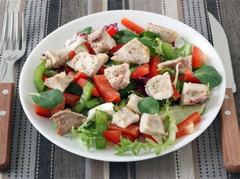 Salads For Weight Loss: Best 5 Picks - Boldsky.com