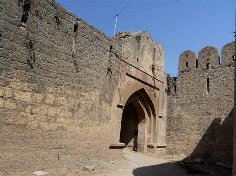 Dharur Fort aka Fatiyabad fort in Beed district of Maharashtra. | The ...