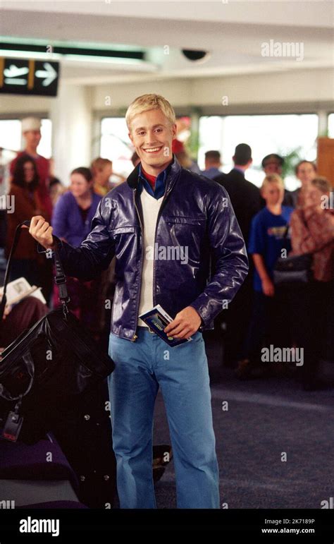 FREDDIE PRINZE JR, SCOOBY-DOO, 2002 Stock Photo - Alamy