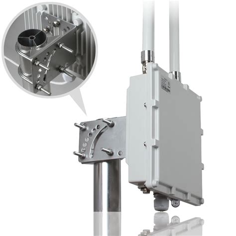 Ethernet 4G Lorawan Outdoor Gateway for Remote Street Light Management - Ethernet and Outdoor