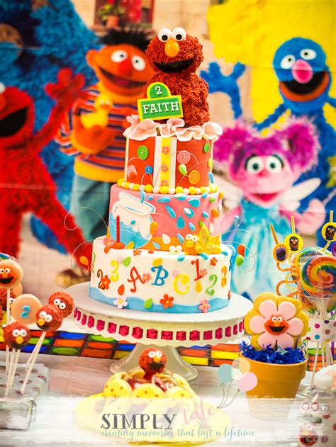 Elmo {Sesame Street} Birthday | Simply Tale