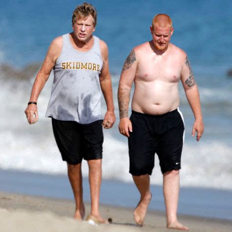 Redmond O'Neal Unrecognizable On Beach Walk With Dad Ryan