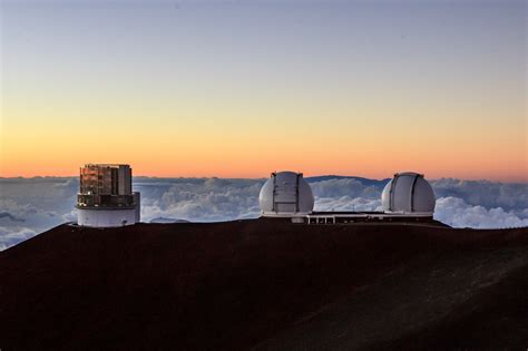 Hawaiian Supreme Court Approves Giant Telescope on Mauna Kea - The New York Times