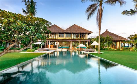 12 Bedroom Luxury Beachfront Pool Villa, Canggu, Bali - VillaGetaways