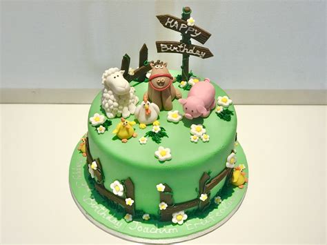 Animal Farm Cake - Torte Cake Art