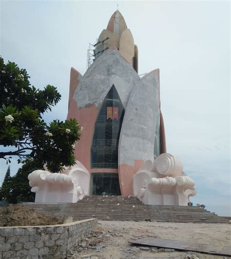 Tháp Trầm Hương - Nghệ thuật hoa biển mới của Nha Trang | xem tin tức