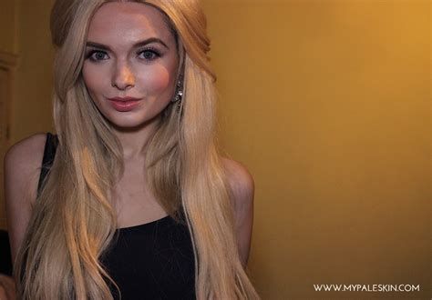 My Pale Skin: Dirty Looks Hair Extensions* Review!