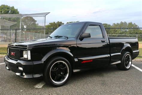 The GMC Syclone Is a Legendary Super Truck You Can Buy for Under $30K