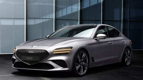 The 2022 Genesis G70 refresh looks awesome, gets new drive modes - CNET