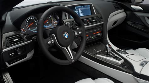 2013 BMW M6 - Interior | Caricos