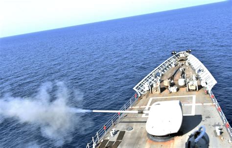 DVIDS - Images - USS PHILIPPINE SEA DEPLOYMENT/LIVE-FIRE EXERCISE [Image 1 of 2]