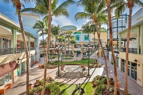 Best 8 things to do in The Shops At Sunset Place Miami