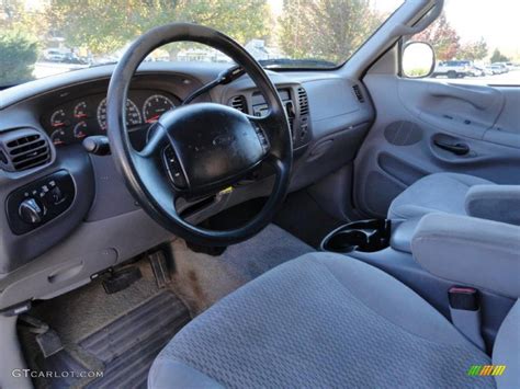 Medium Graphite Interior 1997 Ford F150 XLT Extended Cab 4x4 Photo #39917551 | GTCarLot.com