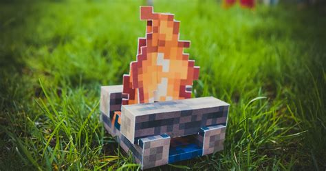 How to Make a Campfire in Minecraft