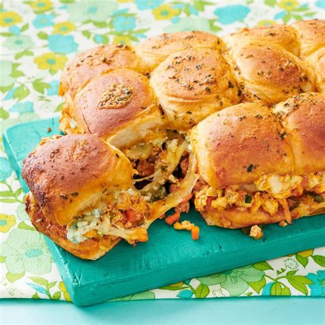 Pull-Apart Buffalo Chicken Sliders Recipe - How to Make Pull-Apart ...