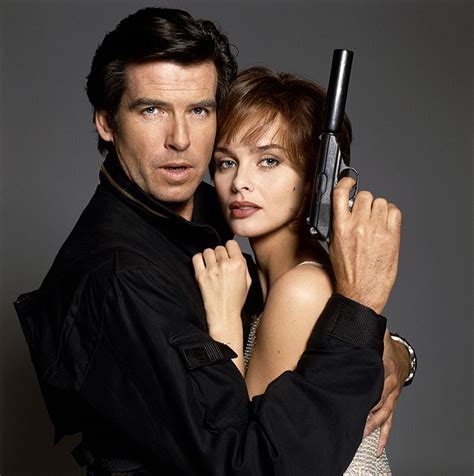 JB004 : Pierce Brosnan and Izabella Scorupco - Iconic Images