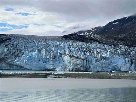 How to Visit Beautiful Glacier Bay in Alaska - Miles with McConkey