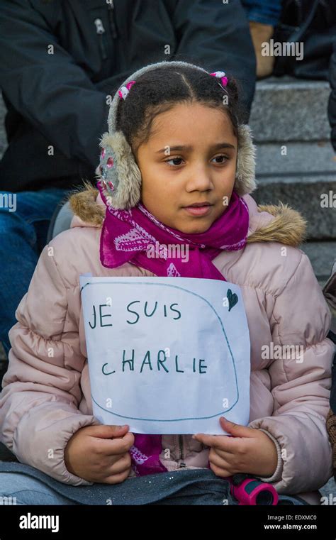 Je suis charlie sign hi-res stock photography and images - Alamy