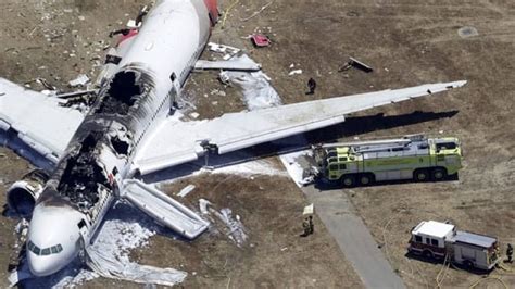 Asiana Airlines crash 3rd victim is a child | CBC News