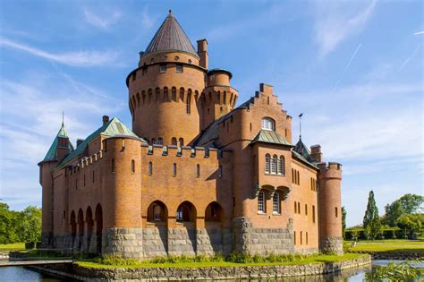 41 Best Swedish Castles, Palaces and Manor Homes (Photos)