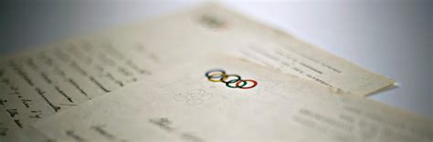 IOC HISTORICAL ARCHIVES - Olympic World Library